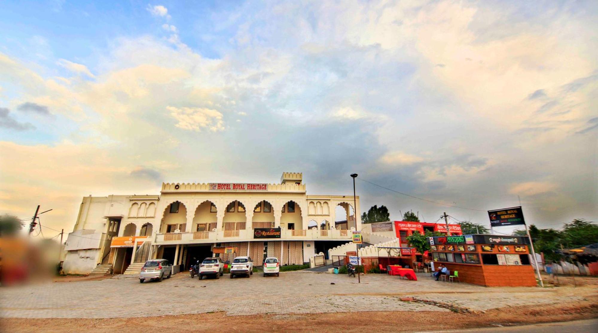 Hotel Royal Heritage Bharatpur Exterior photo